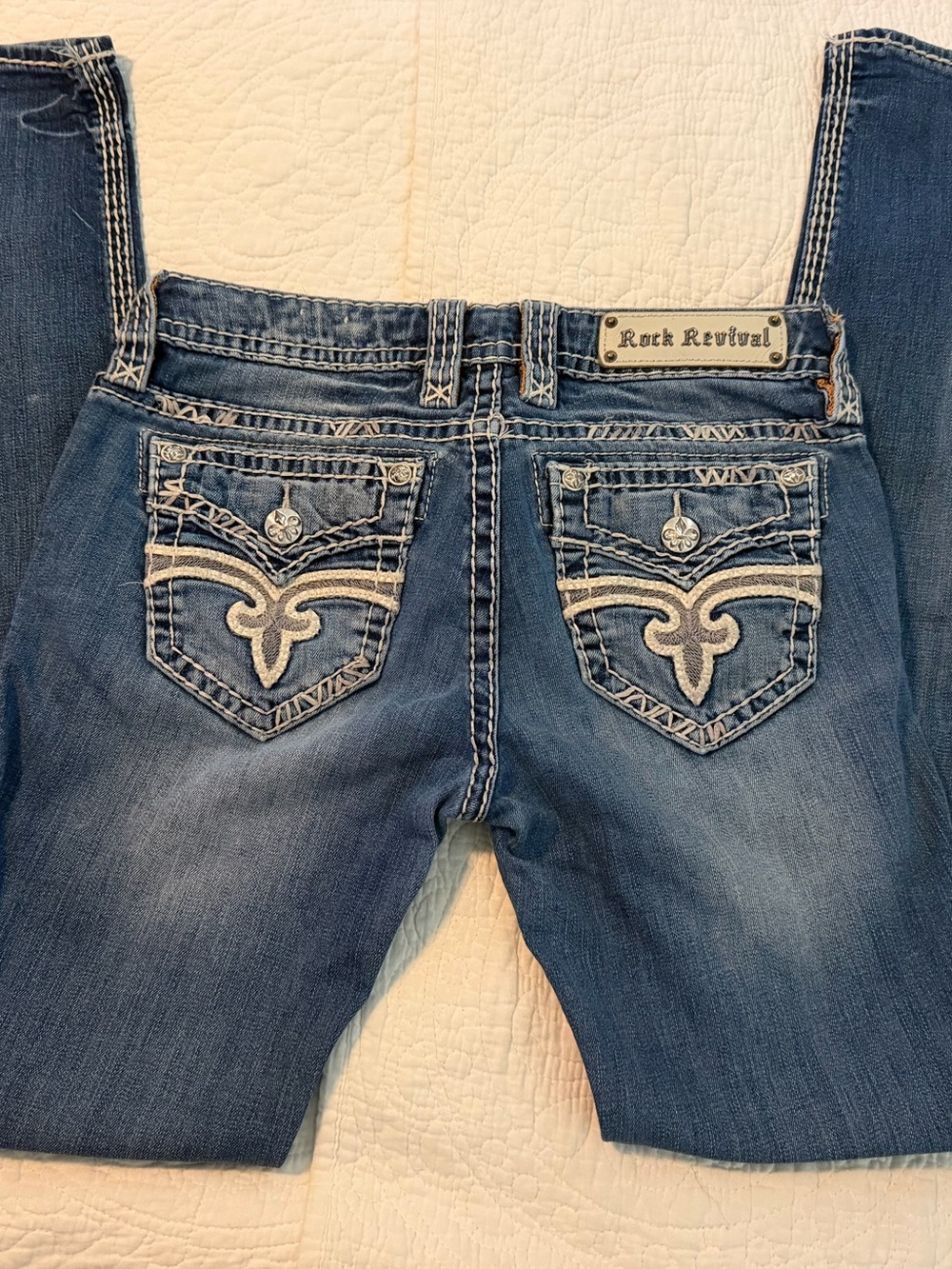 Rock Revival Women’s Skinny Jeans in Medium Blue Wash